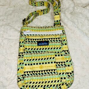 Kavu Yellow & Aqua Geometric Crossbody Bag